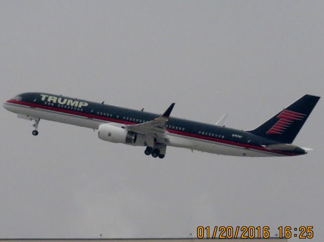 Boeing 757-200 (N757AF)
