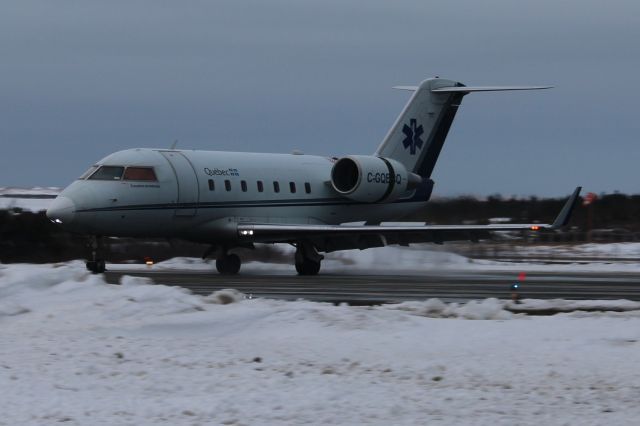 Canadair Challenger (C-GQBQ)