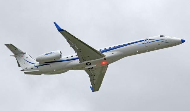 Embraer EMB-145XR (N286SJ)