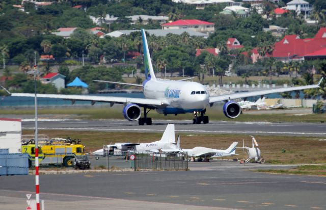 Airbus A330-200 (F-OFDF)