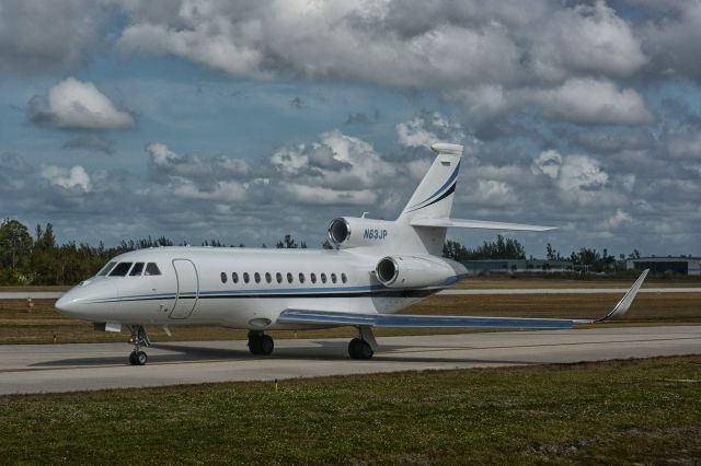 Dassault Falcon 900 (N63JP)