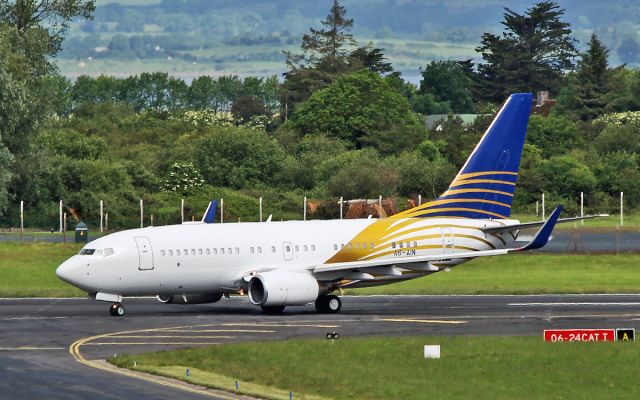 Boeing 737-700 (A6-AIN) - royal jet b737-7z5 bbj a6-ain after landing at shannon 2/6/17.