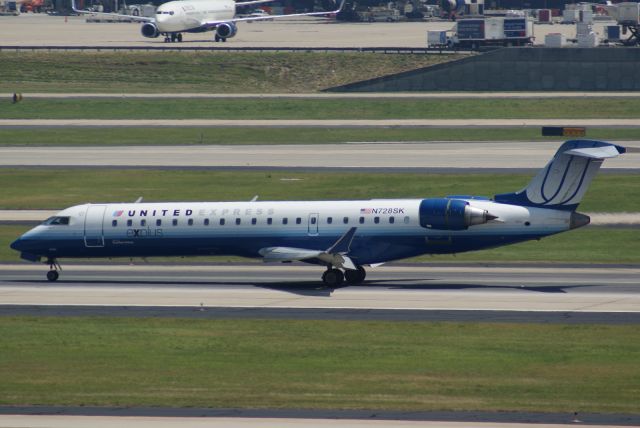 Canadair Regional Jet CRJ-700 (N728SK)