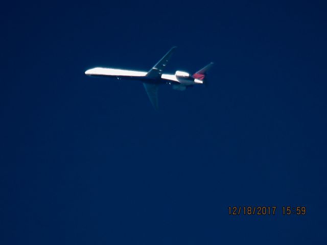 McDonnell Douglas MD-88 (N940DL)