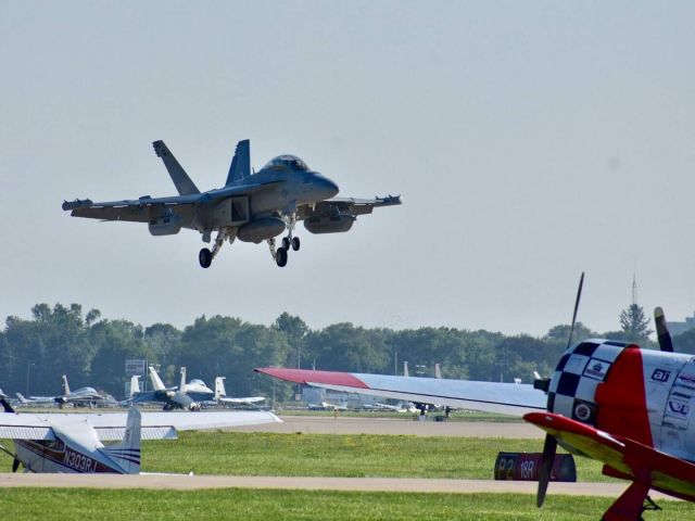 McDonnell Douglas FA-18 Hornet — - E/A-18 Growler on short final