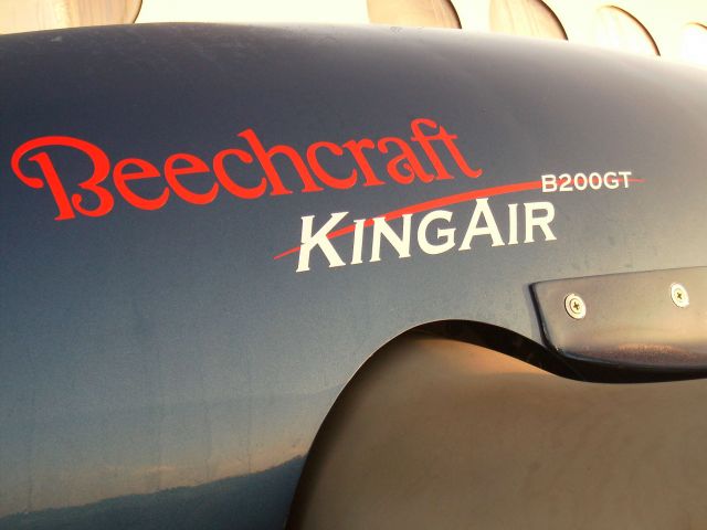 Beechcraft Super King Air 200 (N776RW)