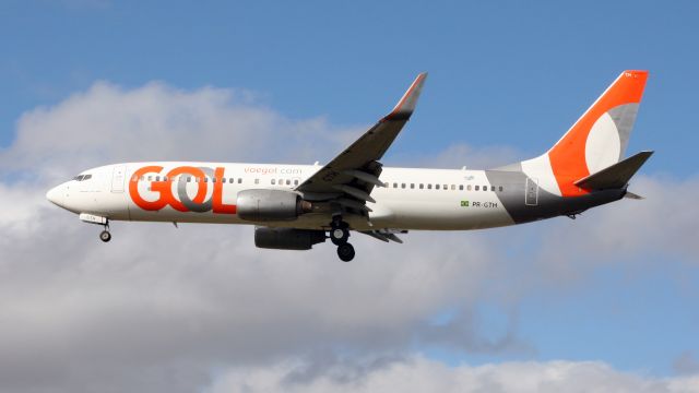 Boeing 737-800 (PR-GTH)