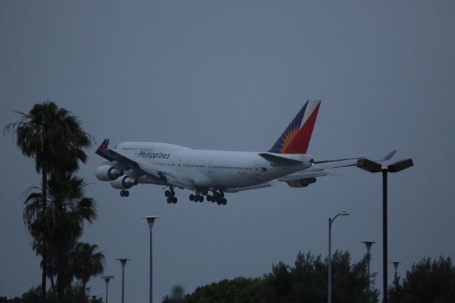 Boeing 747-400 (RP-C7471)