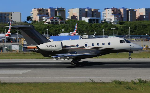 Embraer Legacy 450 (N415FX)