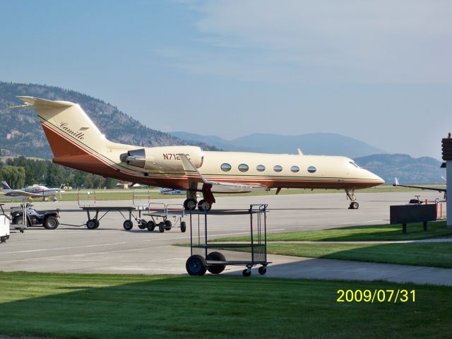 Gulfstream Aerospace Gulfstream IV (N712CC) - Bill Cosbys Gulfstream at CYYF, while doing performances at Penticton British Columbia Canada. July 2009