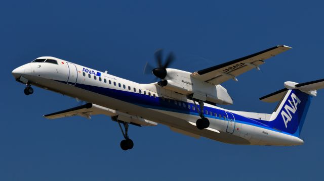 de Havilland Dash 8-400 (JA845A) - July.11.2015 HAKODATE JAPAN