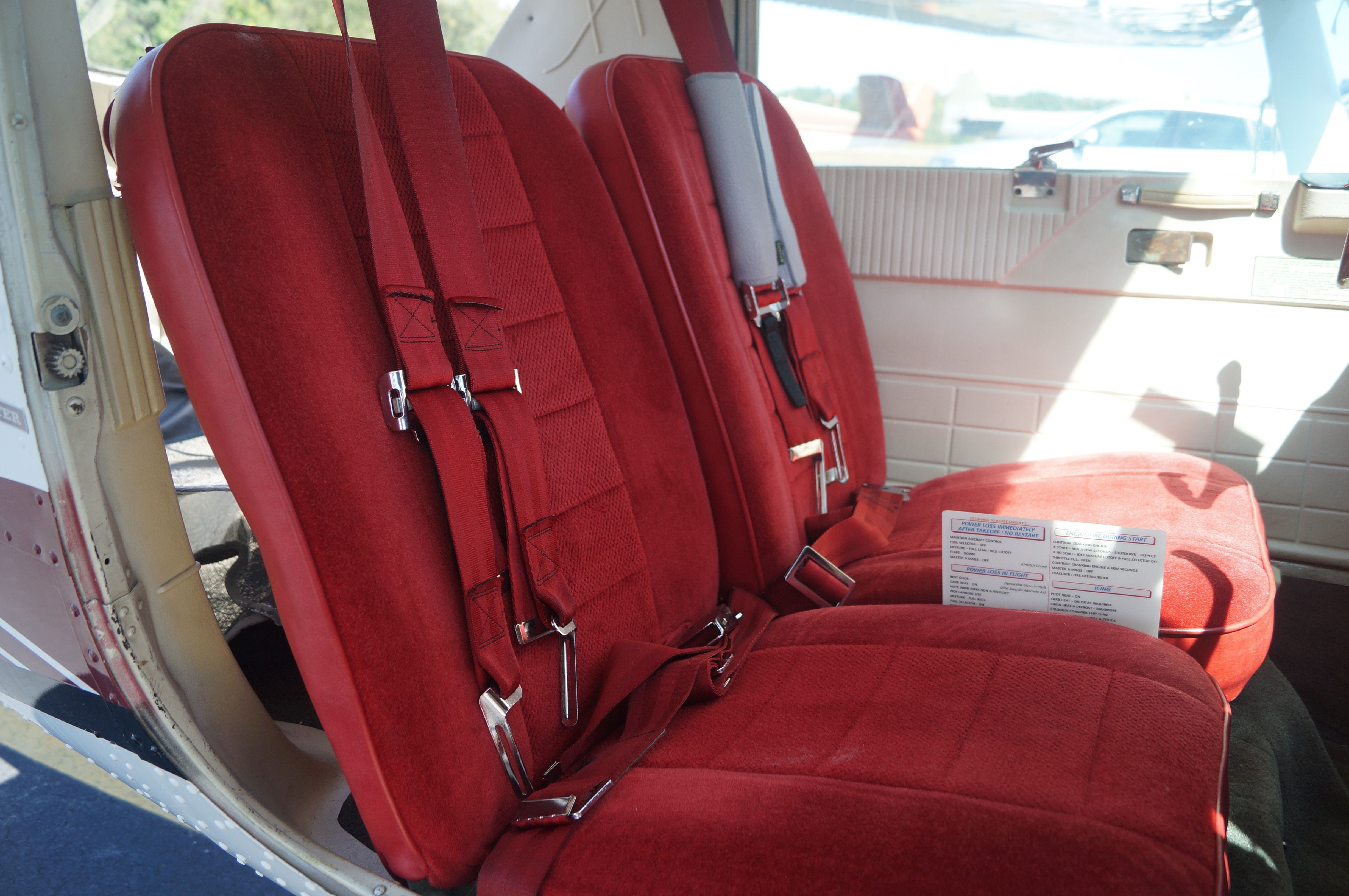 Cessna Commuter (N23322)