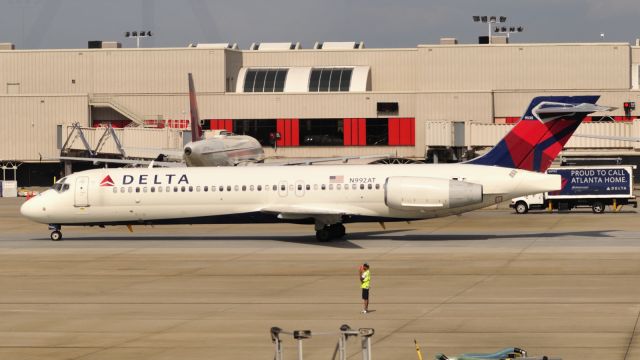 Boeing 717-200 (N992AT)