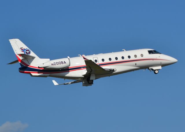 IAI Gulfstream G200 (N200BA) - BAYOU HELICOPTERS INC (NFL Tennessee Titans owner) at KCLT - 5/24/16