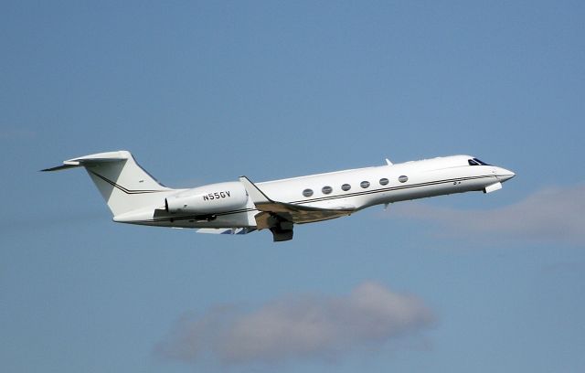 Gulfstream Aerospace Gulfstream V (N55GV) - Gulf V taking off from Glasgow International