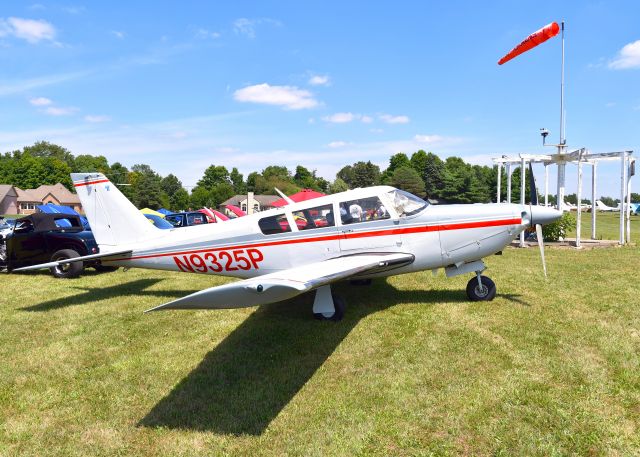 Piper PA-24 Comanche (N9325P) - Piper PA-24-260 Comanche 260 N9325P in Brighton, MI