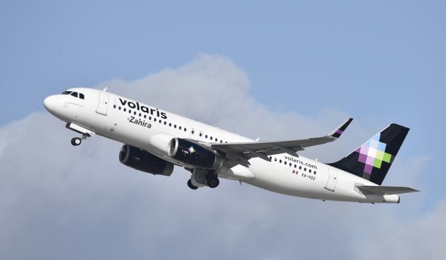 Airbus A320 (XA-VOZ)