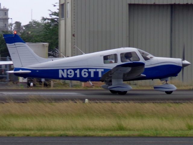 Piper Cherokee (N916TT)