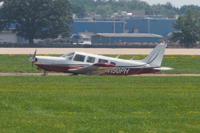 Piper Saratoga (N190PH)