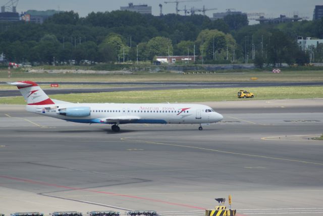 Fokker 100 (OE-LVM) - Tyroleen Airways  cn11361