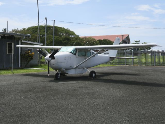 Cessna 206 Stationair (P2-VMU) - 24 MAY 2016