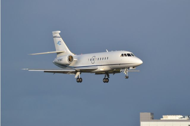 Dassault Falcon 2000 (N78NT)