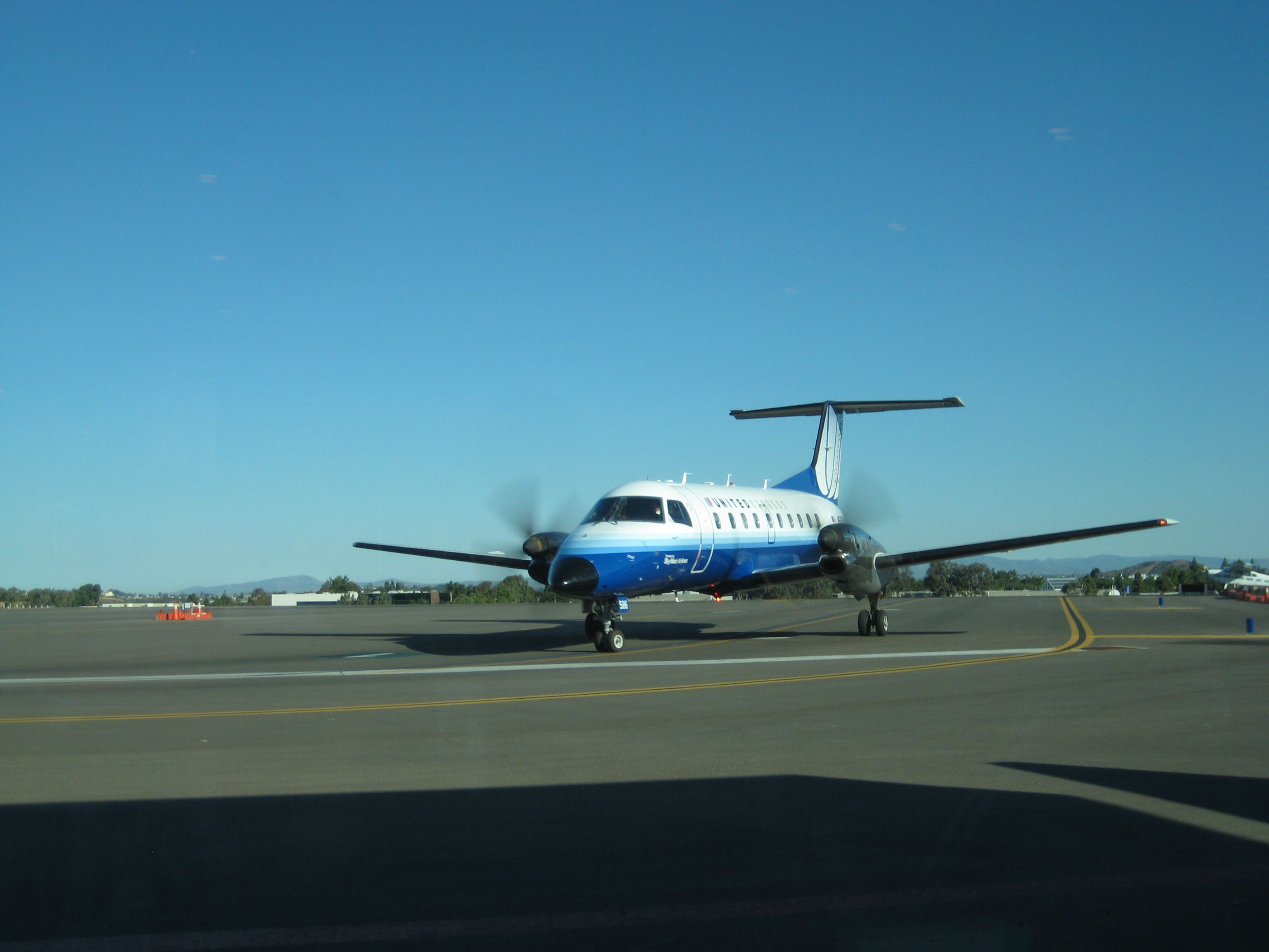 Embraer EMB-120 Brasilia — - KCLD (CARLSBAD, CA.) EMB120 ARRIVAL FROM KLAX