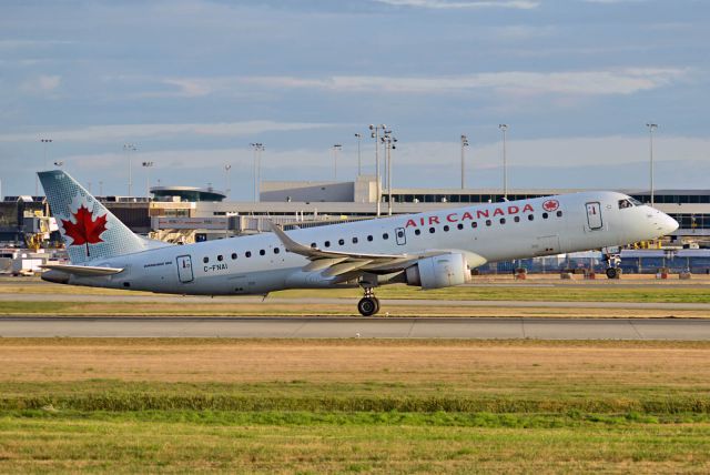 Embraer ERJ-190 (C-FNAI)