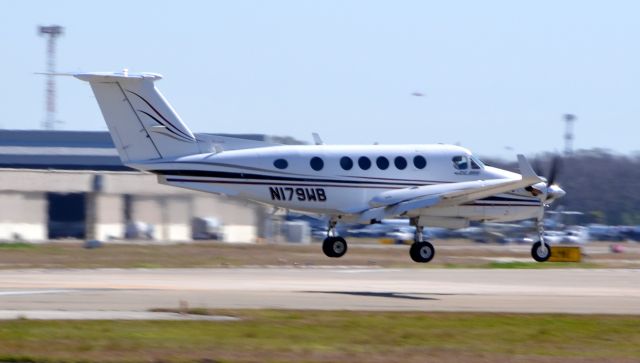 Beechcraft Super King Air 200 (N179WB)