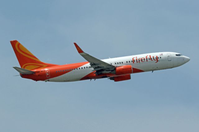 Boeing 737-800 (9M-MLJ)