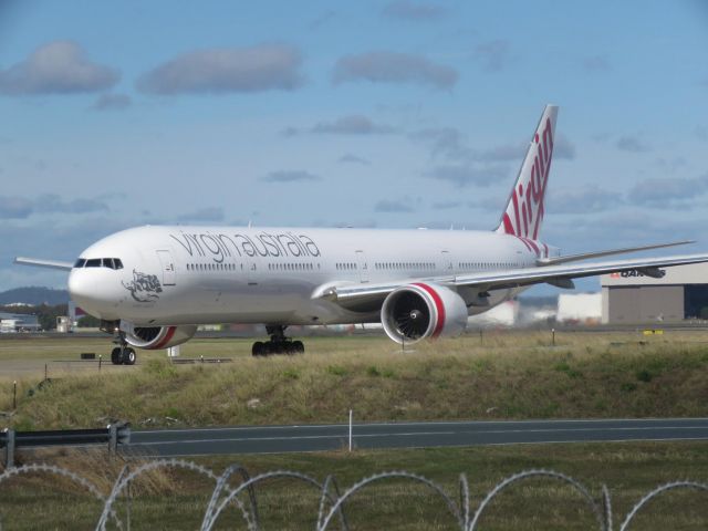 BOEING 777-300 (VH-VPD)