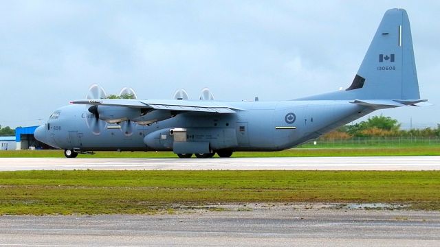 Lockheed C-130 Hercules (13-0608)