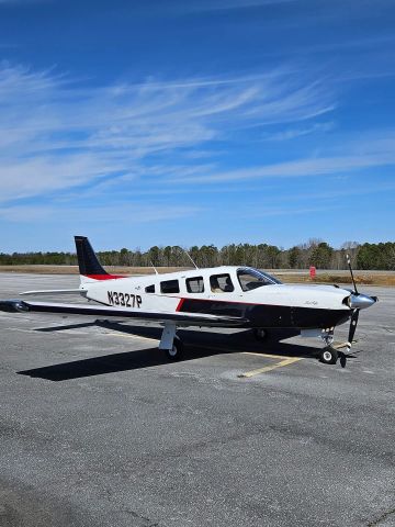 Piper Saratoga (N3327P)