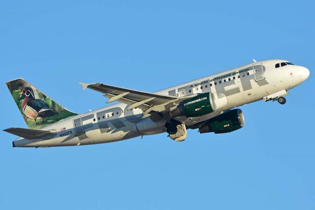 Airbus A319 (N902FR) - Frontier Airbus A319-111 N902FR Wood Duck at Phoenix Sky Harbor on December 15, 2017. 