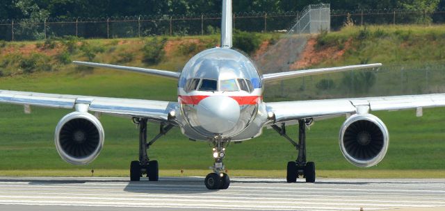 Boeing 757-200 (N679AN) - 7/10/17