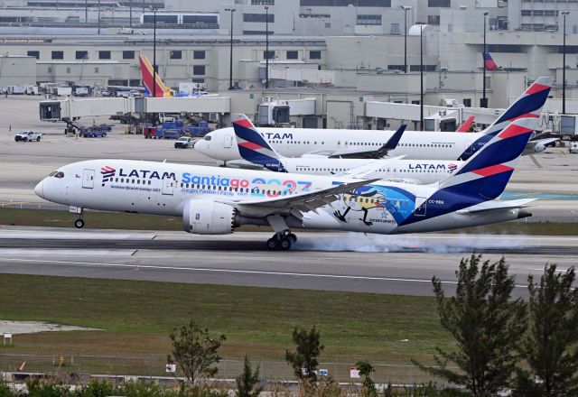 Boeing 787-8 (CC-BBE)