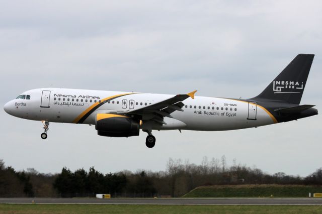 Airbus A320 (SU-NMA)