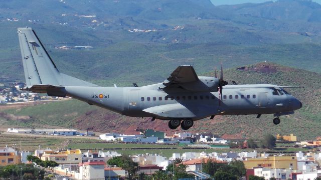 Casa C-295 Persuader (T2103) - Ejército del Aire Español T21-03 CASA C-295M Landing Gando Gran Canaria