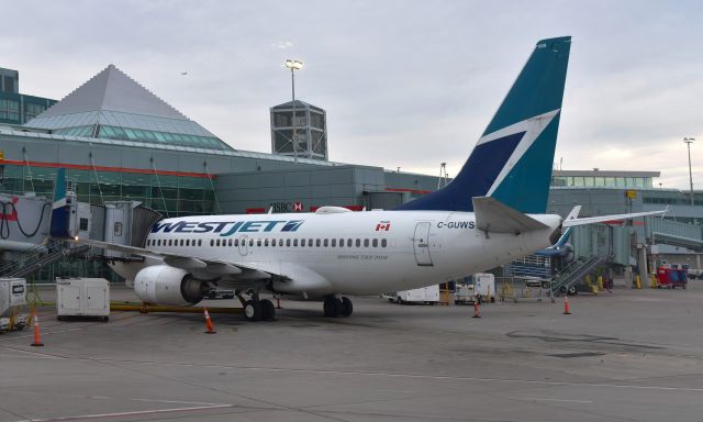 Boeing 737-700 (C-GUWS) - WestJet Boeing 737-76N(WL) C-GUWS in Toronto 