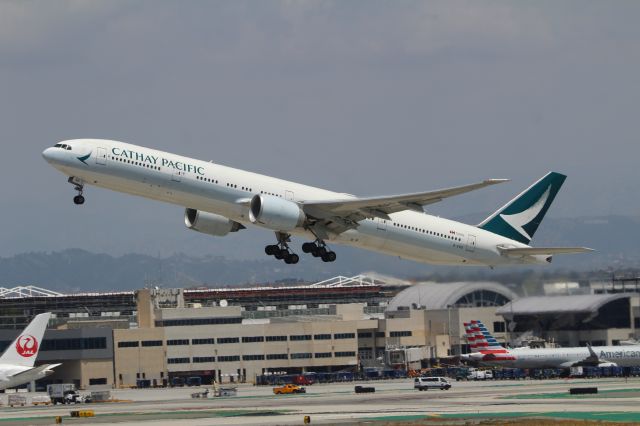 BOEING 777-300ER (B-KQD)