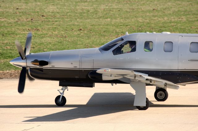 Socata TBM-700 (LX-JFE)