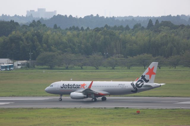 Airbus A320 (JA11JJ)