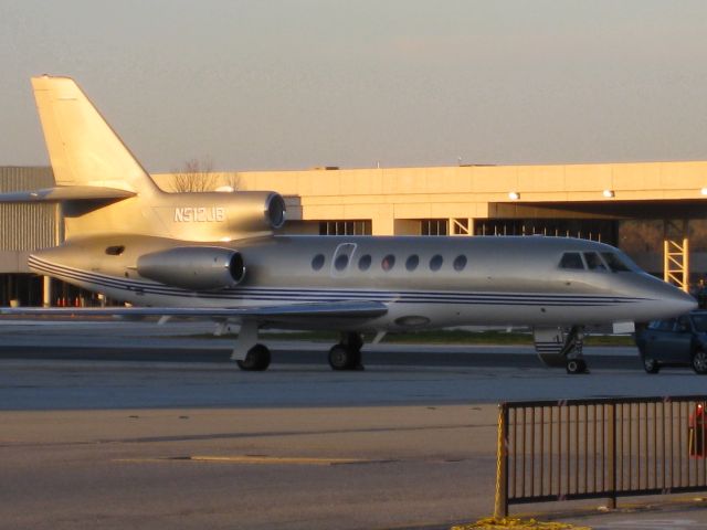 Dassault Falcon 50 (N512JB)