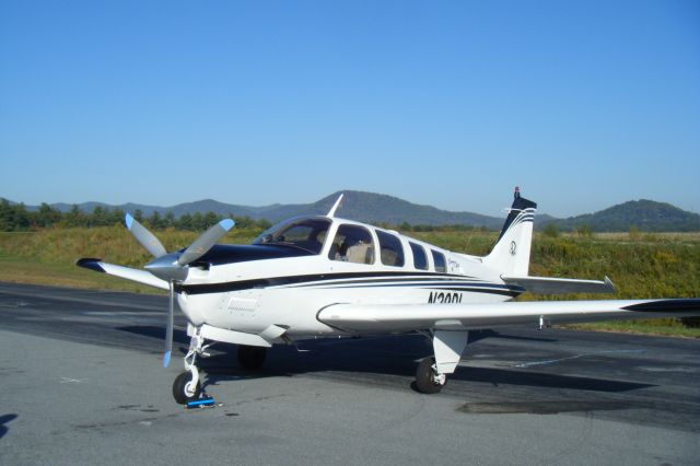 Beechcraft Bonanza (36) (N29DL)