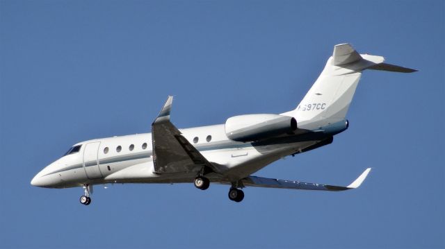 IAI Gulfstream G280 (N697CC) - N697CC   20150515-181459.jpg