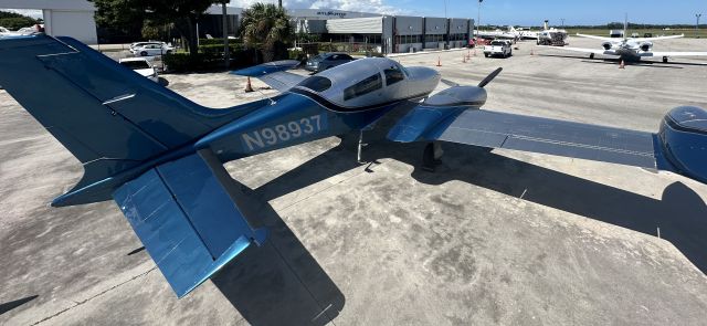 Cessna 310 (N98937) - N98937 on the ramp at Scott MacDonald Aircraft Stuart KSUA