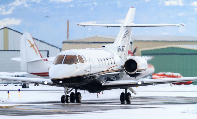 Hawker 800 (N248EC)