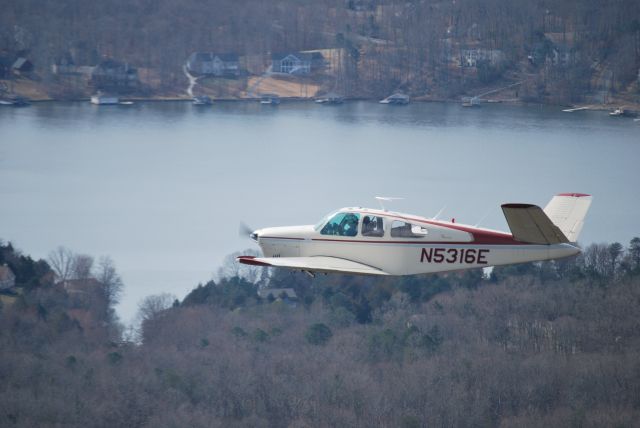 Beechcraft 35 Bonanza (N5316E)