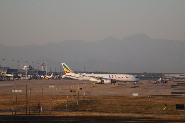 Airbus A350-900 (ET-AVB)