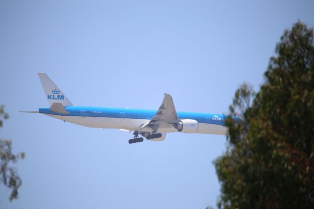 BOEING 777-300ER (PH-BVG)